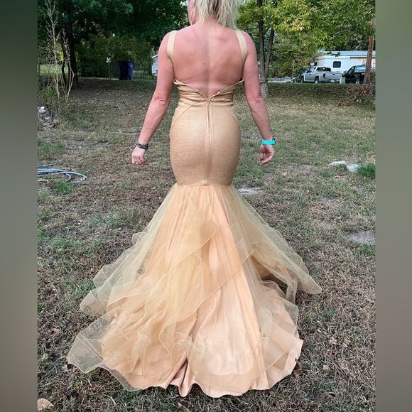 P8640 TERANI COUTURE BANDAGE DRESS Gold Metallic Glitter Mermaid Bodycon Size 4 - Picture 4 of 10